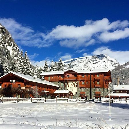 Le Rocher Hotel Champoluc Eksteriør bilde