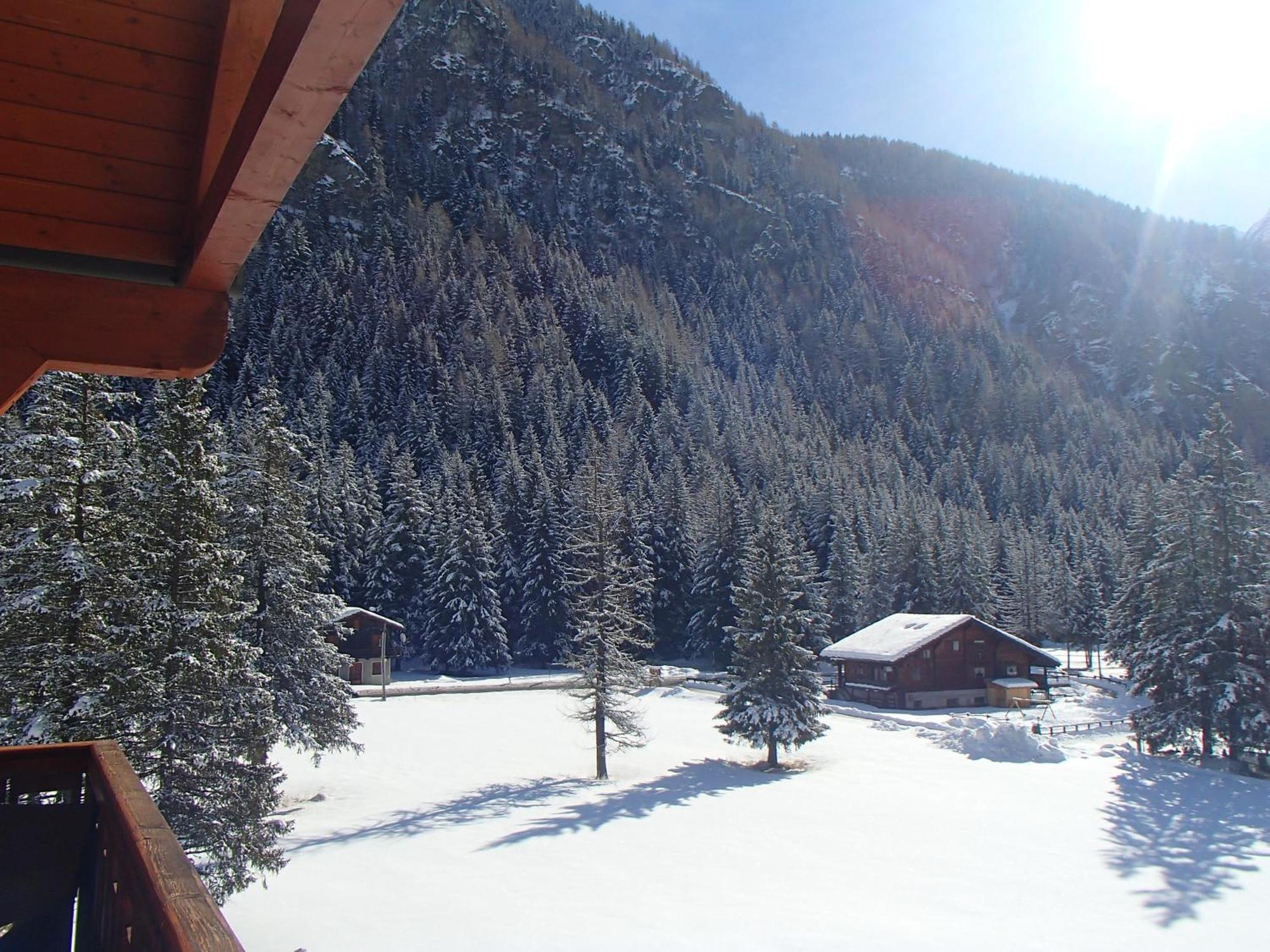 Le Rocher Hotel Champoluc Eksteriør bilde