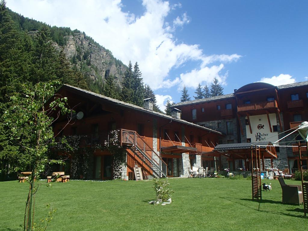 Le Rocher Hotel Champoluc Eksteriør bilde